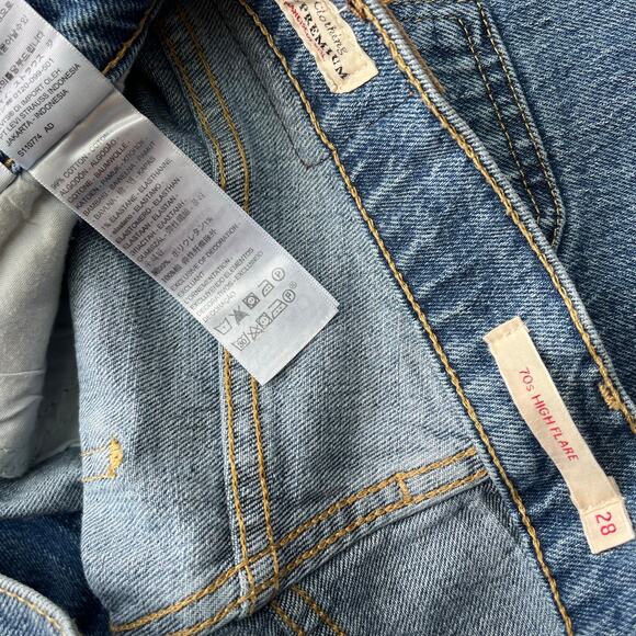 Levi’s 70s High Flare Jean - Picture 7 of 9